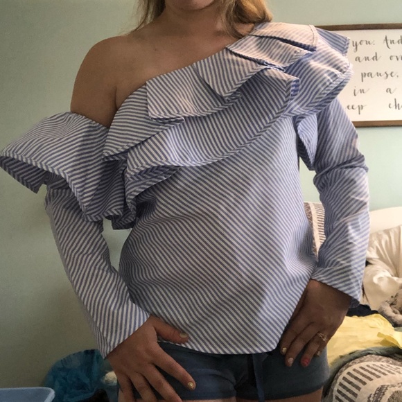 One shoulder ruffle top - NWOT - Picture 1 of 3